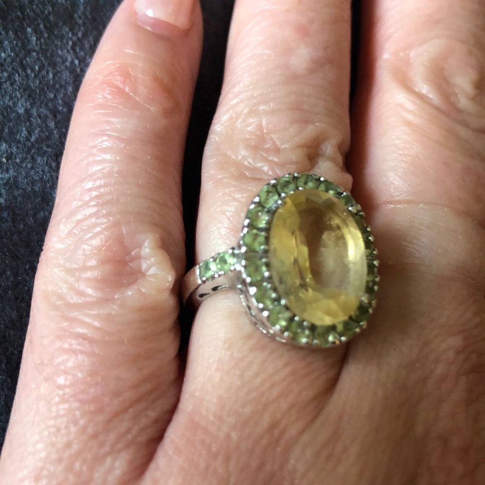 Sterling silver, Peridot, and Topaz Gemstone Ring - Picture 3 of 7